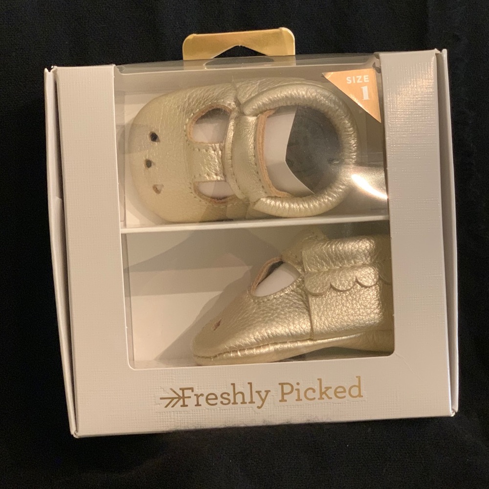 Freshly Picked Infant Shoes, Size 1